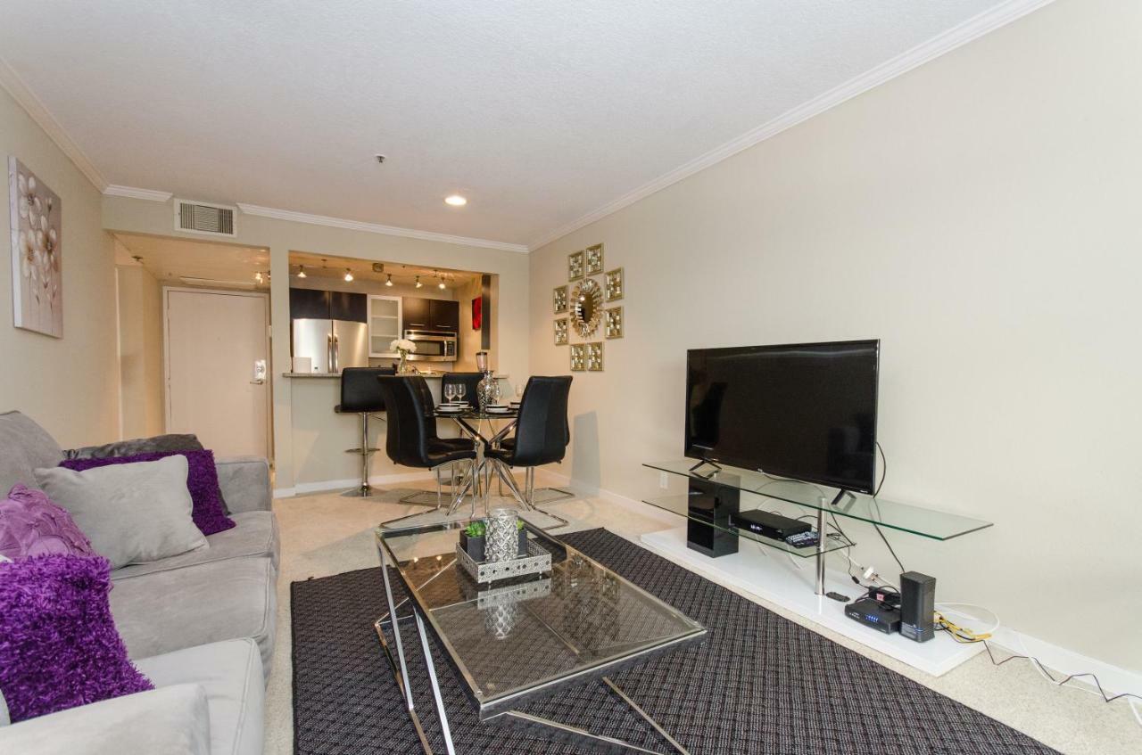 Hollywood Apartment With Balcony Los Angeles Exterior photo